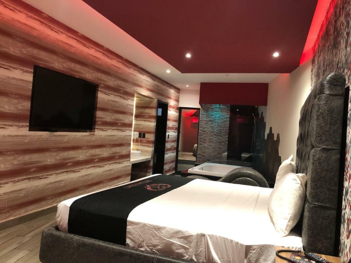 Intimisimo Autohotel Centro Only Adult Hotel del amor