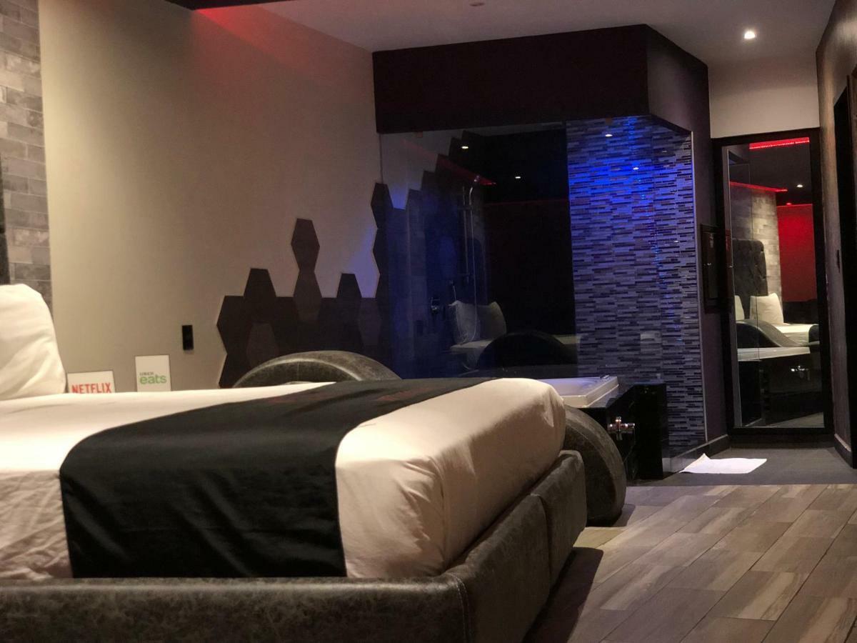 Intimisimo Autohotel Centro Only Adult Love hotel *